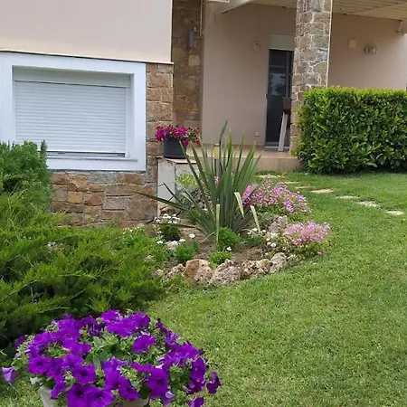 Villa Achilleos *