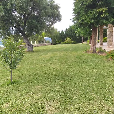 Villa Achilleos *
