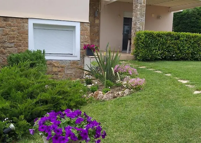 Villa Achilleos *